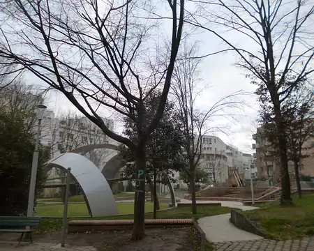 P1220181 Square de la Salamandre