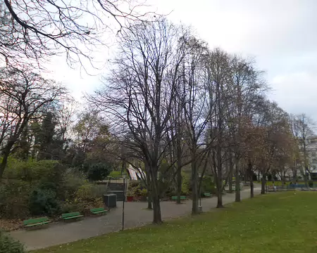 P1220187 Jardin de la Gare de Charonne