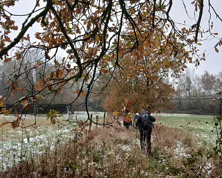 004 Sentier dans la plaine