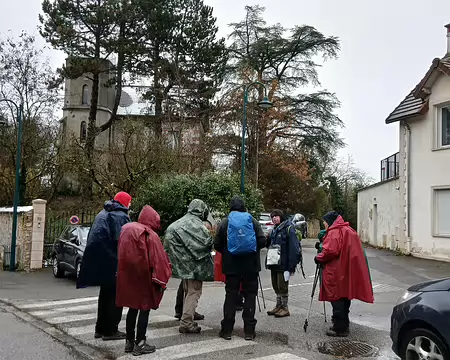 038 Gilles nous raconte l’histoire du télégraphe optique inventé par Claude Chappe. En 1793, Chappe a créé la première ligne télégraphique Paris - Lille (200 km, 15...