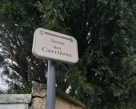 040 Départ pour la gare de Belloy-Saint-Martin par la sente des Carrières