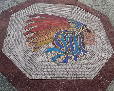 017 La tête d’indien séminole, symbole de force et de courage, était l’emblème de l’Escadrille La Fayette