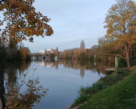 044 La Seine à Rueil-Malmaison. Merci Jean-Luc pour cette belle randonnée automnale