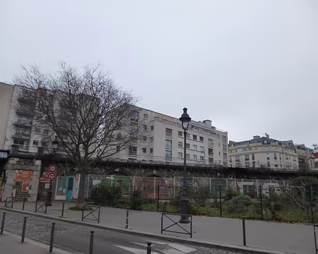 P1220269 Ancienne ligne de la Petite Ceinture (1852)...