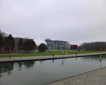 P1220272 La Géode et la Cité des Sciences