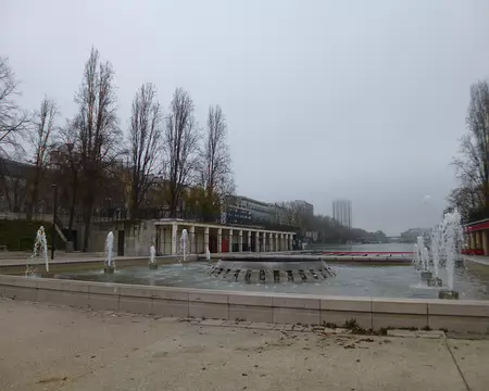 P1220255 Bassin de la Villette