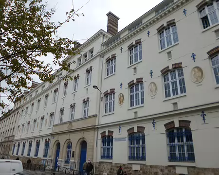 P1220194 Ecole, Boulevard de Belleville