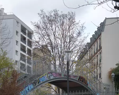P1220239 Passerelle de la Mare sur la Petite Ceinture