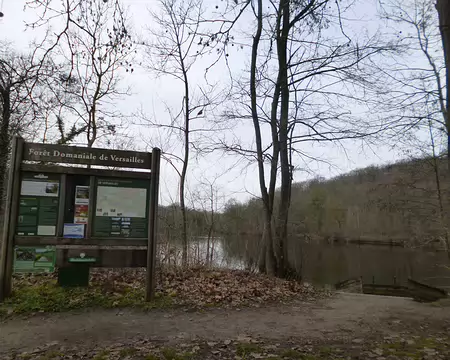 P1220452 Etang du Val d'Or