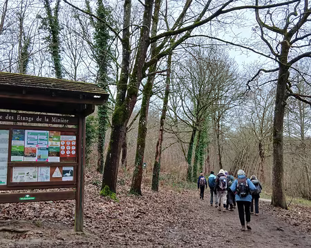 033 Les étangs de la Minière (l’étang du Val d’Or, l’étang du Moulin à Renard, et l’étang Braque) ont été aménagés de 1960 à 1965 sur une ancienne zone marécageuse...