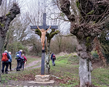 013 La Croix Chambry (May-en-Multien)