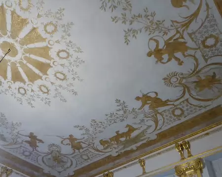 P1220355 Salon du pavillon Vendôme