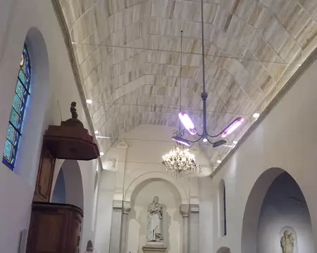 P1220360 Chaire où prêchait Saint-Vincent-de-Paul