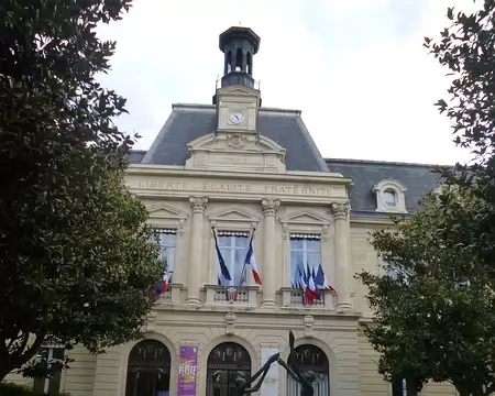 P1220368 Hôtel de ville de Clichy-La Garenne