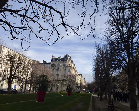 P1220376 Place des Martyrs de l'occupation allemande