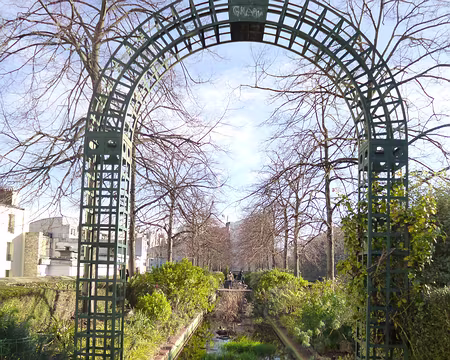 P1220402 ...est piétonnisée sur 5 km de la Bastille à Vincennes