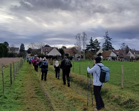 001 Départ pour une randonnée (17 km) dans les Yvelines, de Villiers-Saint-Frédéric aux Clayes-sous-Bois