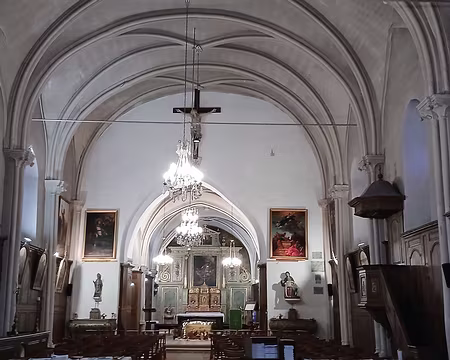 008 La nef de l’église Saint-Nicolas et son mobilier remarquable (boiseries et autel) datent du XVIIème siècle