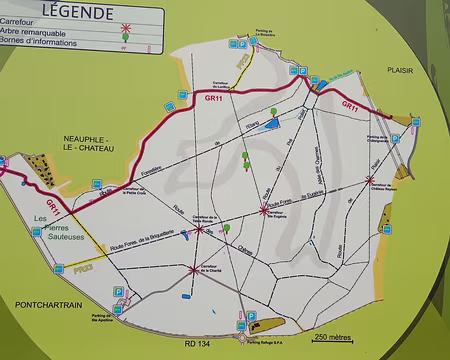 016 Carte de la forêt de Sainte-Apolline (297 ha)