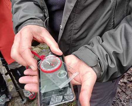 025 Petit cours d’orientation par Pascal