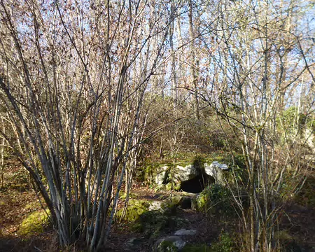 P1220326 Grotte dit le Trou du Sarrazin, Villeneuve-sur-Auvers...