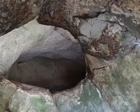 017 Les parois gravées du Trou du Sarrazin (Protohistoire)