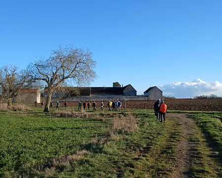 031 La ferme de Pocancy et son pigeonnier remarquable