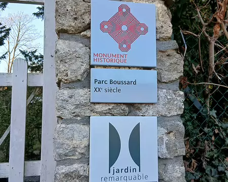 047 Ce parc communal d’époque Art déco est classé monument historique