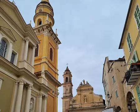 032 C'est à un architecte Génois, Laurent Lavagna, que sont confiées l'étude et la construction « d'une grande et belle église pour Menton », selon le vœu du prince...