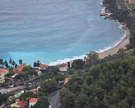 064 La gare de Roquebrune 200 m sous le château.