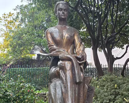 143 Princesse Grace. Œuvre de Livia et Stefaan Depuydt Canestraro (2004). Hommage de la communauté Belge de Monaco.