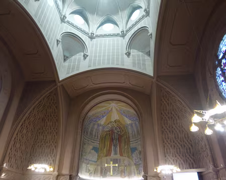 P1220304 Peinture à l'huile sur toile marouflée (1934) représentant en 4 scènes la vie de Jeanne d'Arc