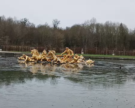 035 Le bassin d’Apollon sur l’axe ouest-est (Allée royale)