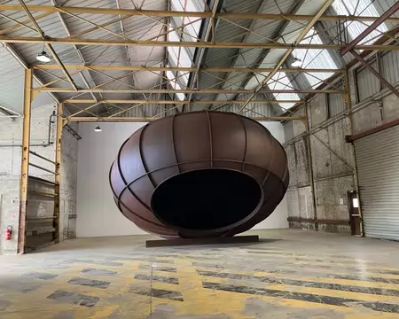 The Cave, de Anish Kapoor