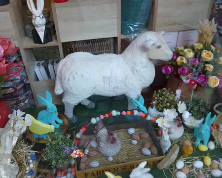 P1220713 Pâques approche