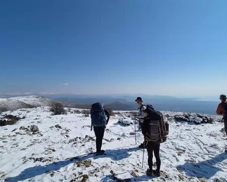 P1200309 Contemplation des Alpes enneigées et de la mer Méditerranée.