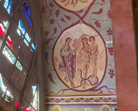 005 Il peint plus de 10 000 m2 de fresques dans un style néo byzantin sur les murs des églises de la région occitane.