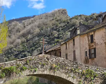 113 Le même sous le soleil.