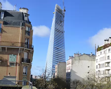 P1220614 La Tour Triangle en construction depuis 2021, 180 mètres de haut, Porte de Versailles