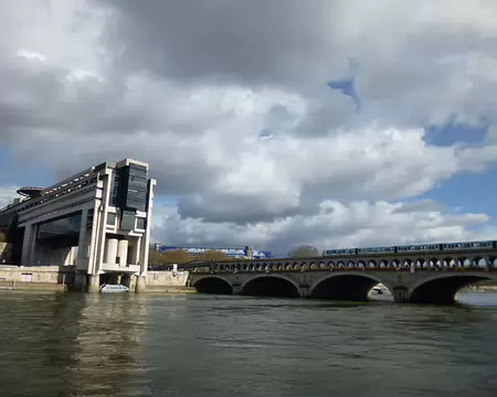 P1220675 Le Pont de Bercy (1864)