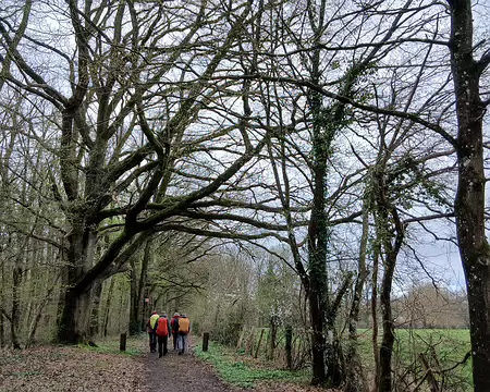 029 Sur le chemin de la Porte dorée
