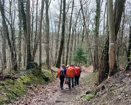 031 Descente vers le hameau d’Yvette par la sente du Prieuré