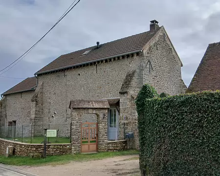 032 La chapelle du prieuré d’Yvette est le seul vestige du prieuré Saint-Martin, première fondation religieuse d’Yveline
