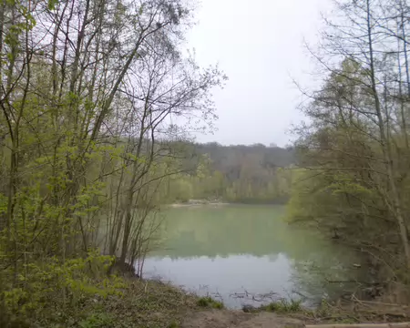 P1220760 Le lac Bleu : anciennes carrières de marnes au XIXè siècle