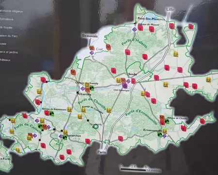 002 La forêt de Carnelle (975 ha) est la plus petite des quatre forêts du Parc naturel régional Oise – Pays de France créé en 2004