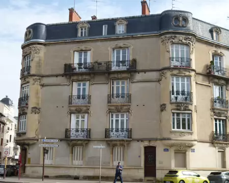 P1220822 Style Art Nouveau