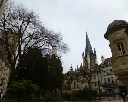 P1220876 Place des Ducs de Bourgogne