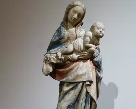 P1220889 Vierge à l'enfant, pierre polychrome (XVè s.)