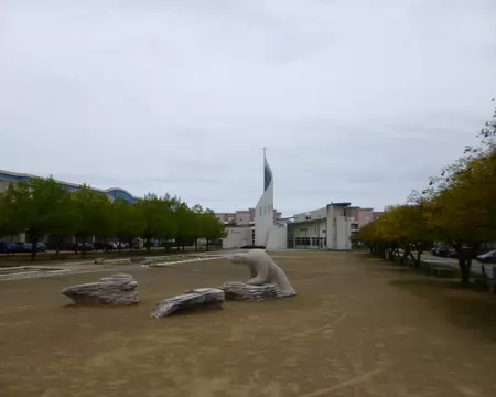 P1220898 Centre catholique Albert-Decourtray, style contemporain (2003)