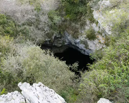 2026-04-12 10-30-15 Baume des Corneilles : entrée ouest.